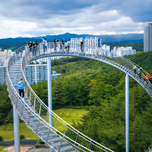 Pohang Travel Guide: Things to do in Pohang (포항) - Hwanho Spacewalk