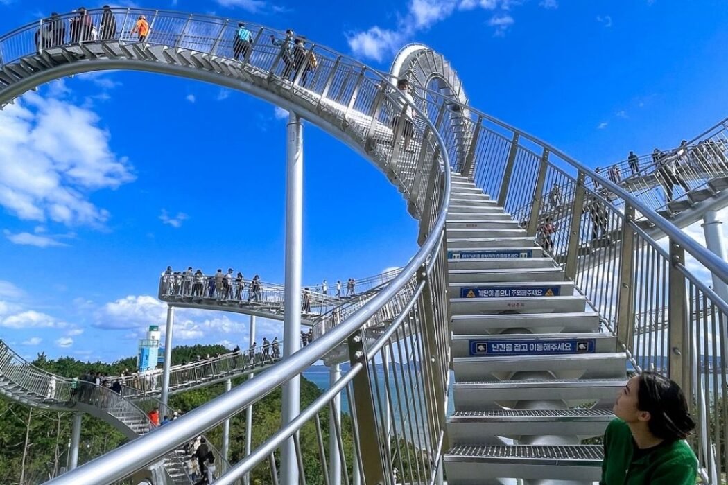 Your Complete Guide to Landing an English Teaching Job in Korea