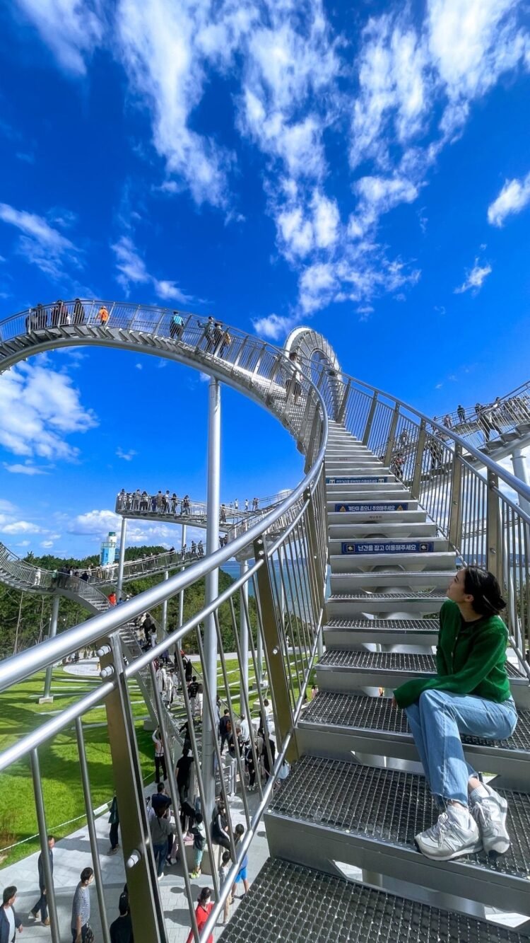 how to get an english teaching job in korea